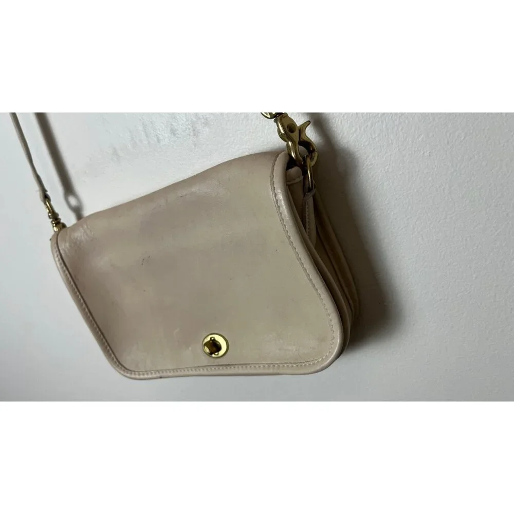 VINTAGE COACH TURNLOCK FLAP CROSSBODY BAG - Picture 3 of 9